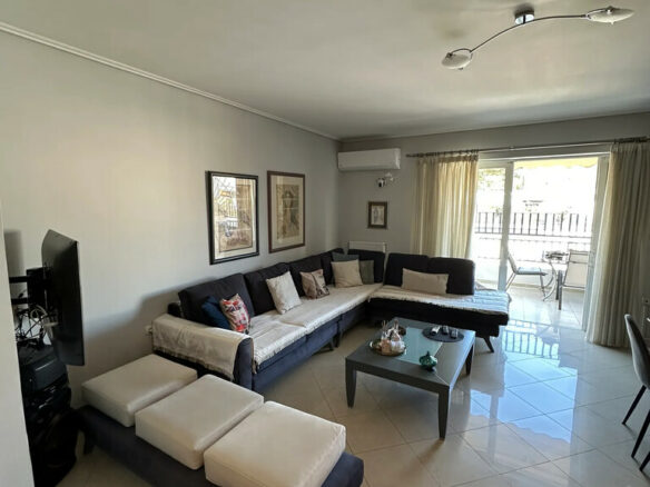 3-bedroom Flat In Neos Kosmos, Greece (96 M²)
