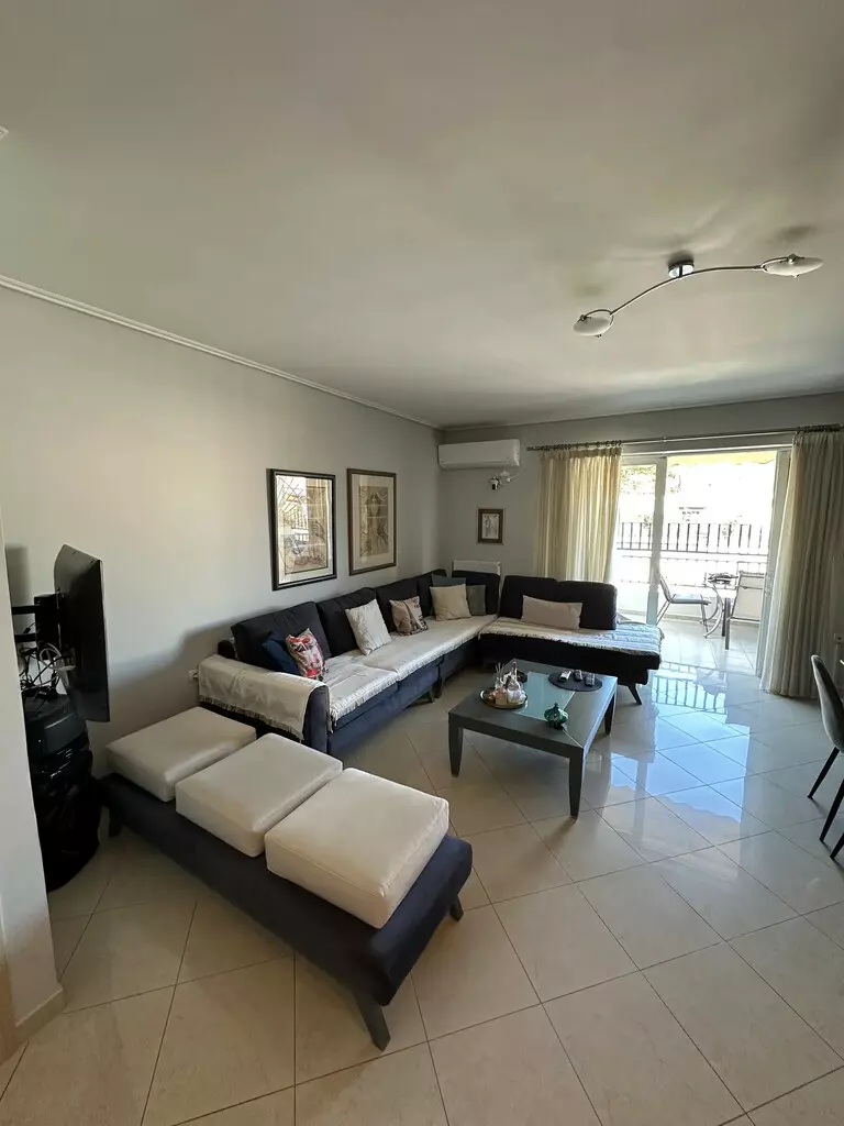3-bedroom Flat In Neos Kosmos, Greece (96 M²)