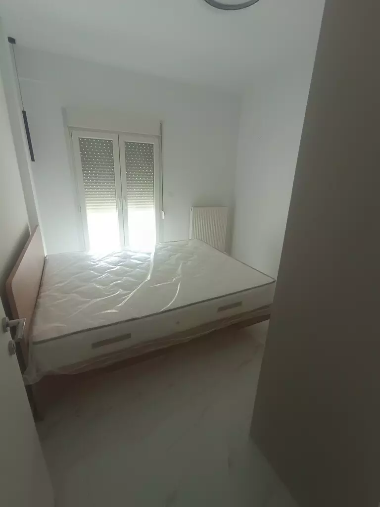 2-bedroom Flat In Pylea, Greece (70 M²)