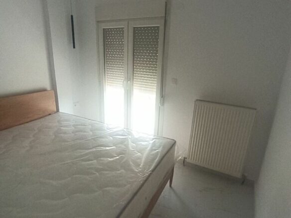 2-bedroom Flat In Pylea, Greece (70 M²)