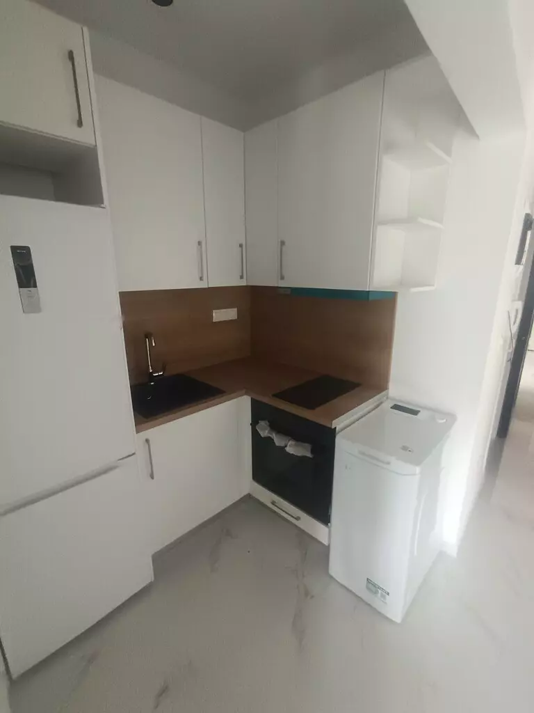 2-bedroom Flat In Pylea, Greece (70 M²)