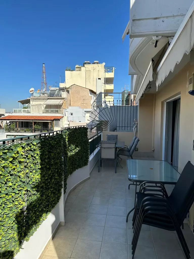 3-bedroom Flat In Neos Kosmos, Greece (96 M²)