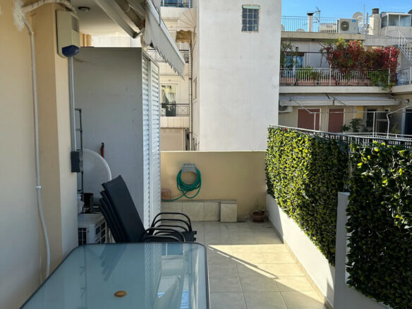 3-bedroom Flat In Neos Kosmos, Greece (96 M²)