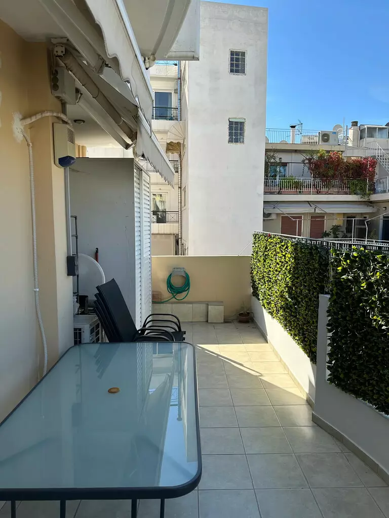 3-bedroom Flat In Neos Kosmos, Greece (96 M²)