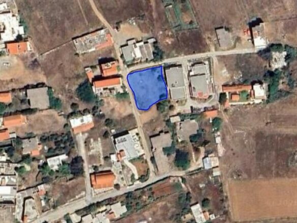 Land Of 503 M² In Crete