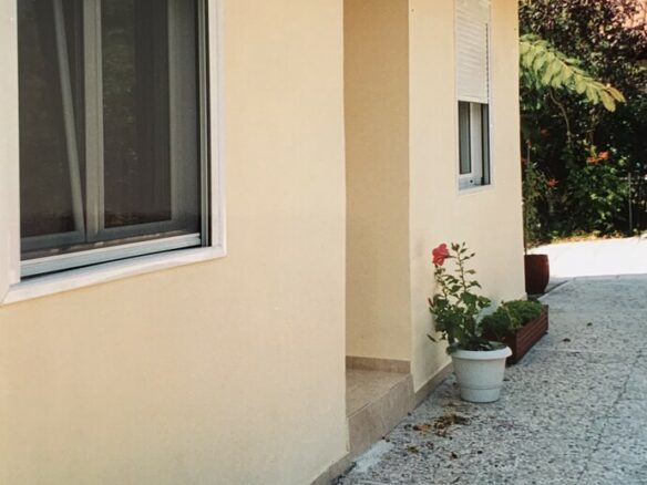 2-bedroom Detached House In Nea Propontida, Greece (65 M²)