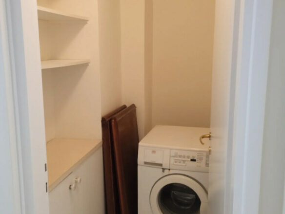 3-bedroom Flat In Nea Smyrni, Greece (160 M²)