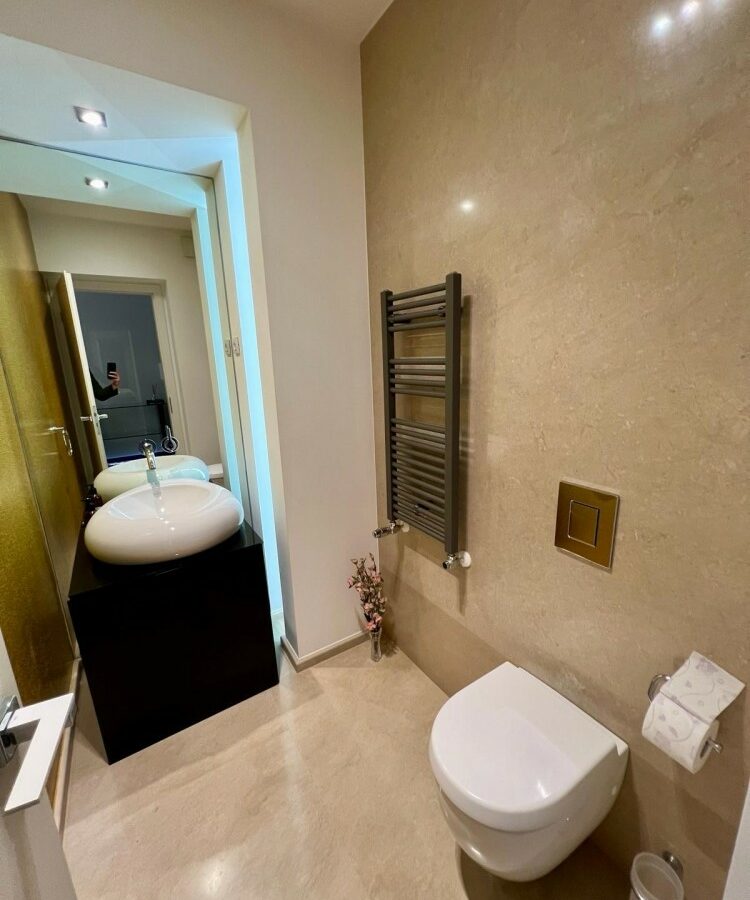3 Bedroom Apartment For Rent