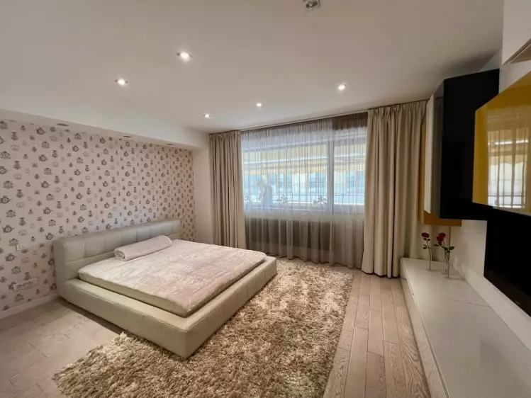 3 Bedroom Apartment For Rent
