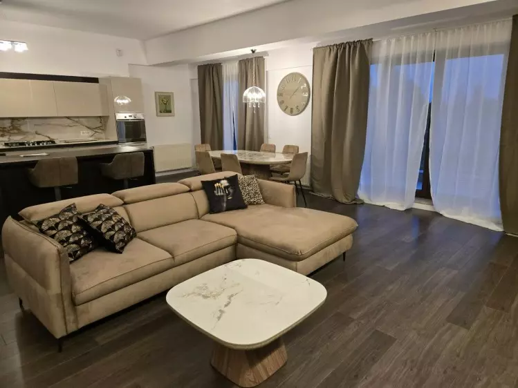 4 Bedroom Apartment For Sale