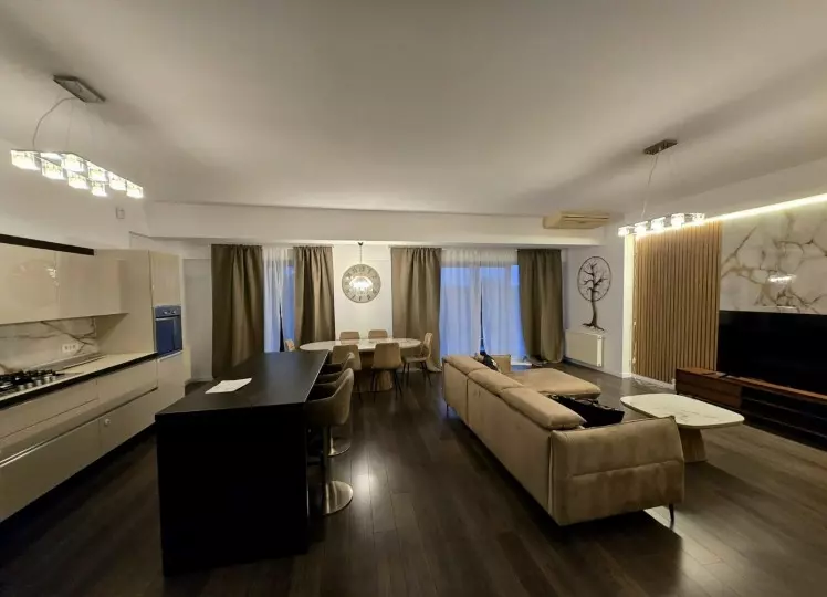 4 Bedroom Apartment For Sale