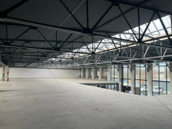 Storage Spaces And Office For Rent