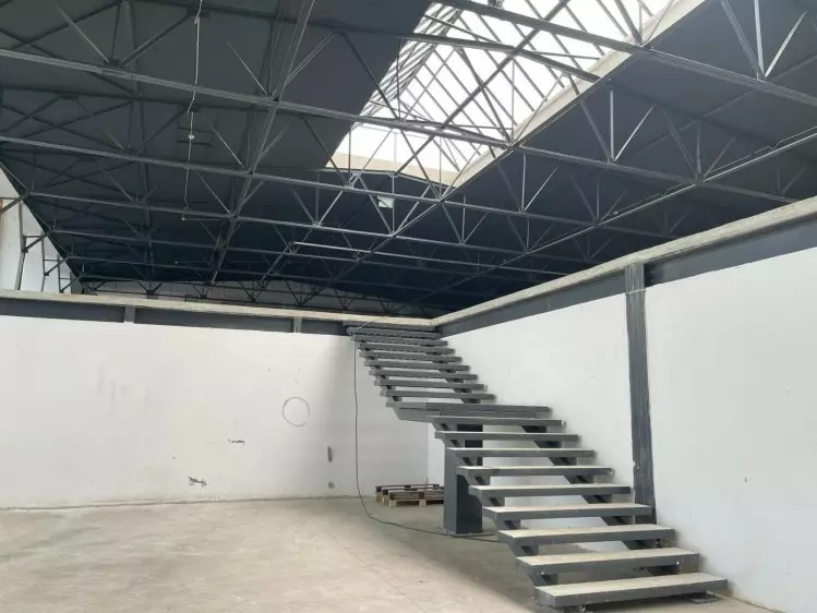 Storage Spaces And Office For Rent