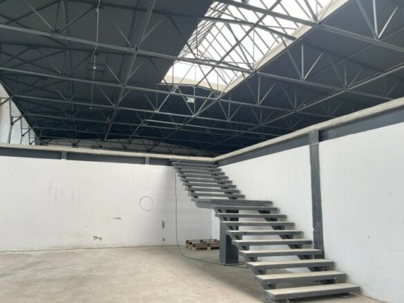 Storage Spaces And Office For Rent