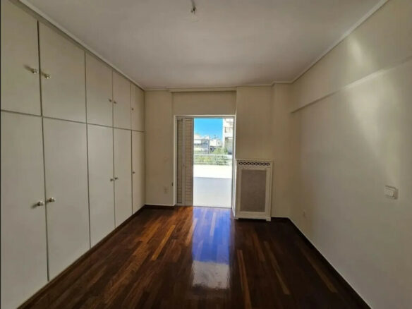3-bedroom Flat In Nea Smyrni, Greece (160 M²)