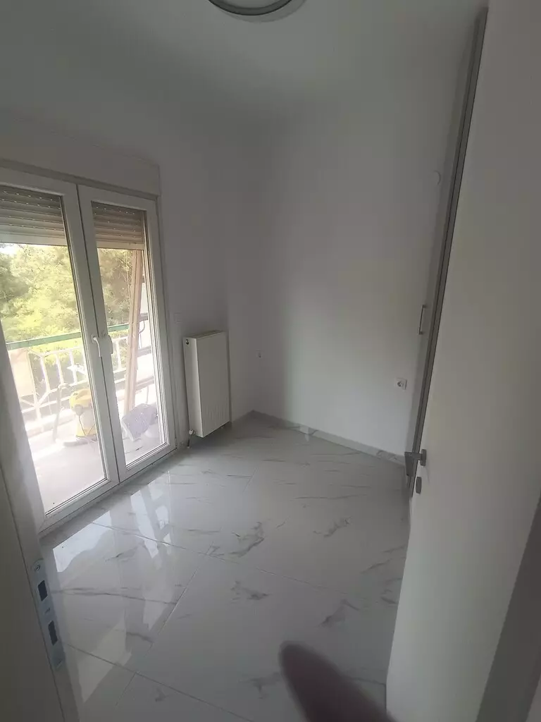 2-bedroom Flat In Pylea, Greece (70 M²)