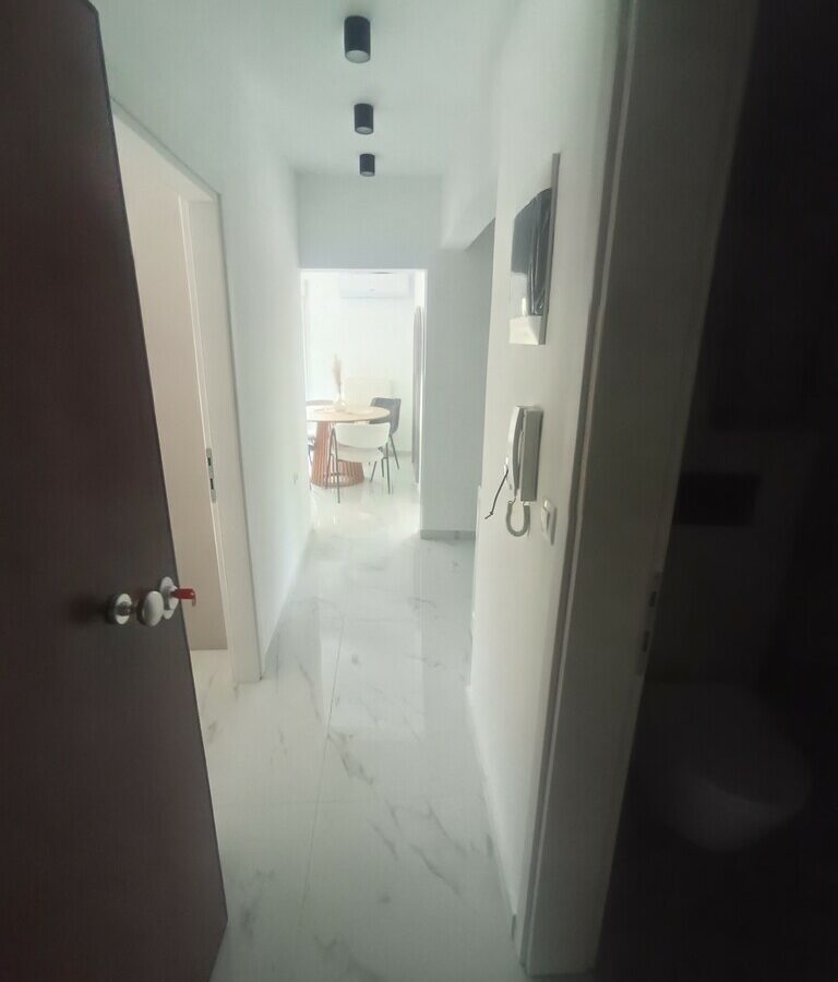 2-bedroom Flat In Pylea, Greece (70 M²)