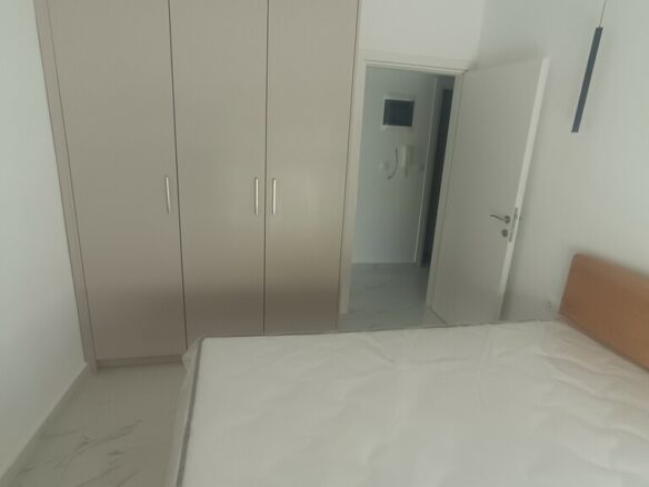 2-bedroom Flat In Pylea, Greece (70 M²)