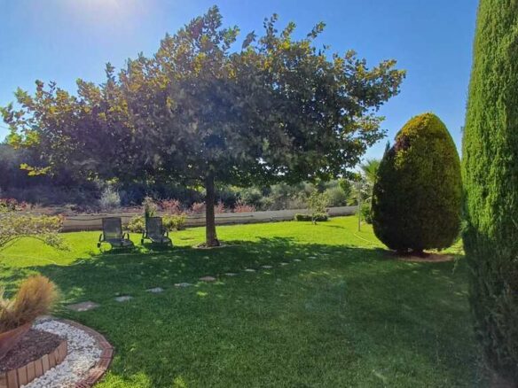 4-bedroom Detached House In Mikra, Greece (245 M²)