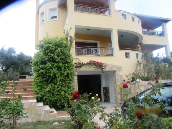 For Sale Detached House 300 M² In Zante