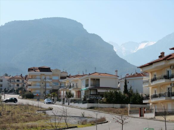 For Sale Land 1200 M² On The Olympic Coast