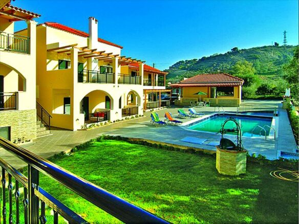 Hotel In Laganas, Greece (450 M²)