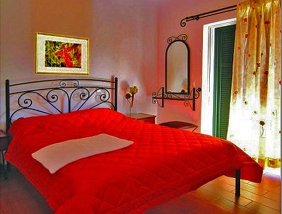 Hotel In Laganas, Greece (450 M²)