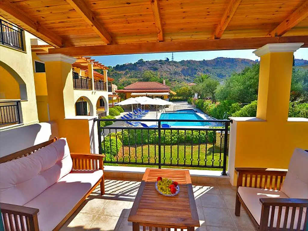 For Sale Hotel 450 M² In Zante