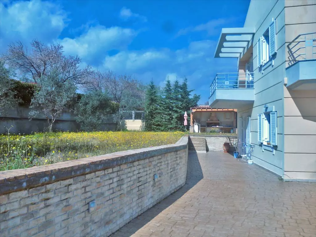 For Sale Detached House 430 M² On The Euboea Island