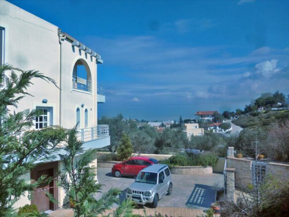 For Sale Detached House 430 M² On The Euboea Island