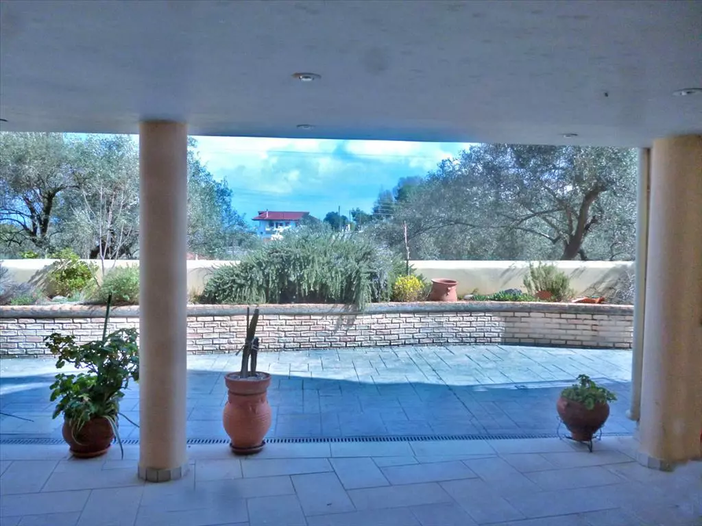 For Sale Detached House 430 M² On The Euboea Island