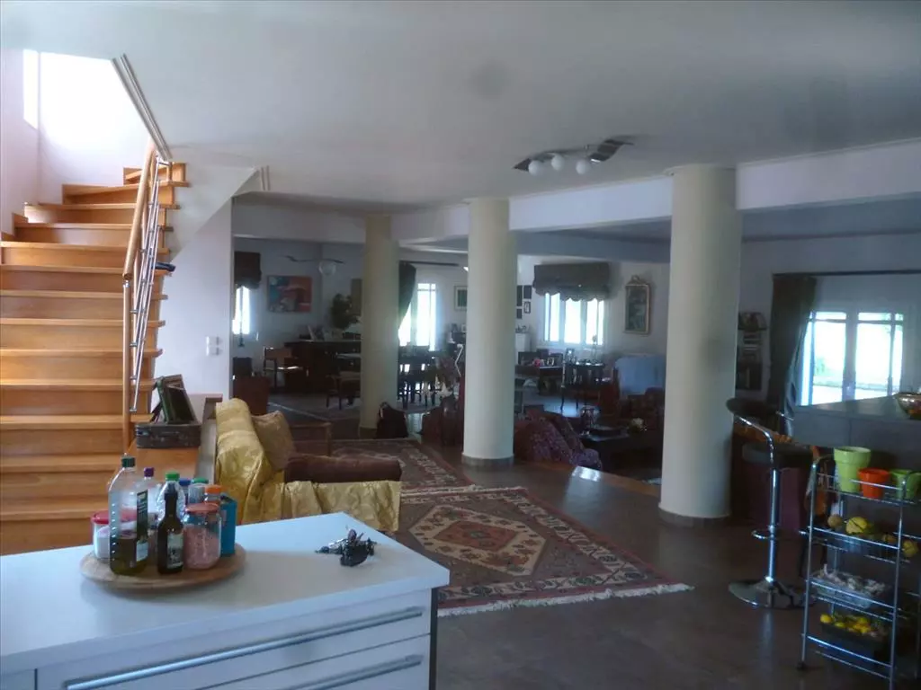 For Sale Detached House 430 M² On The Euboea Island
