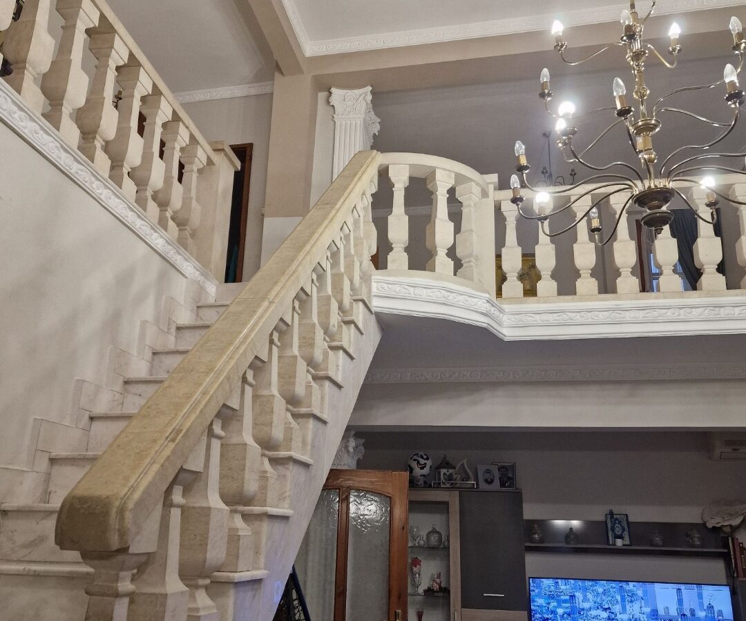 Central Plovdiv Luxury: Spacious 184 Sqm Maisonette With Panoramic Views