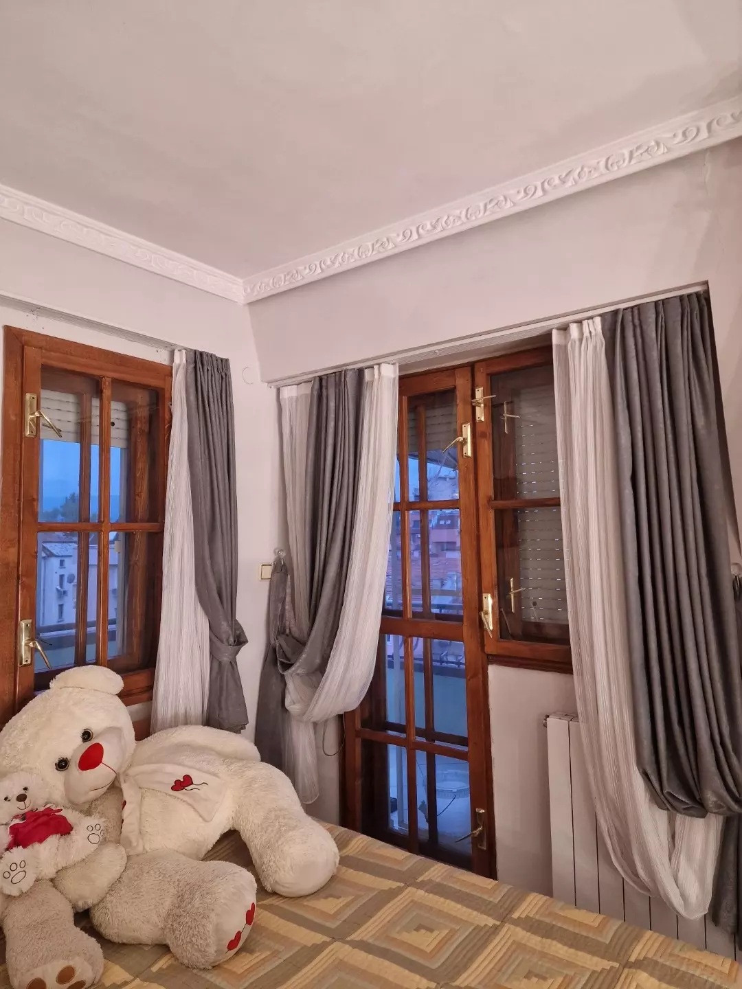 AISelect_٢٠٢٦٠٦٣٠_١٩٤٩٣٨_OLXbg Central Plovdiv Luxury: Spacious 184 Sqm Maisonette With Panoramic Views