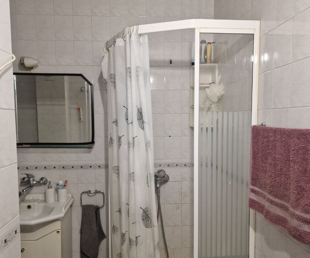 Central Plovdiv Luxury: Spacious 184 Sqm Maisonette With Panoramic Views