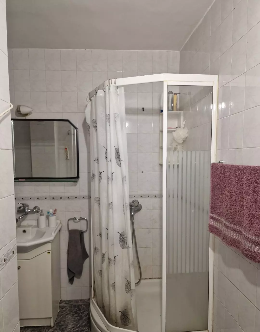 AISelect_٢٠٢٦٠٦٣٠_١٩٥٠٠٠_OLXbg Central Plovdiv Luxury: Spacious 184 Sqm Maisonette With Panoramic Views