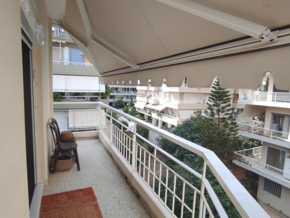 1-bedroom Flat In Alimos, Greece (80 M²)