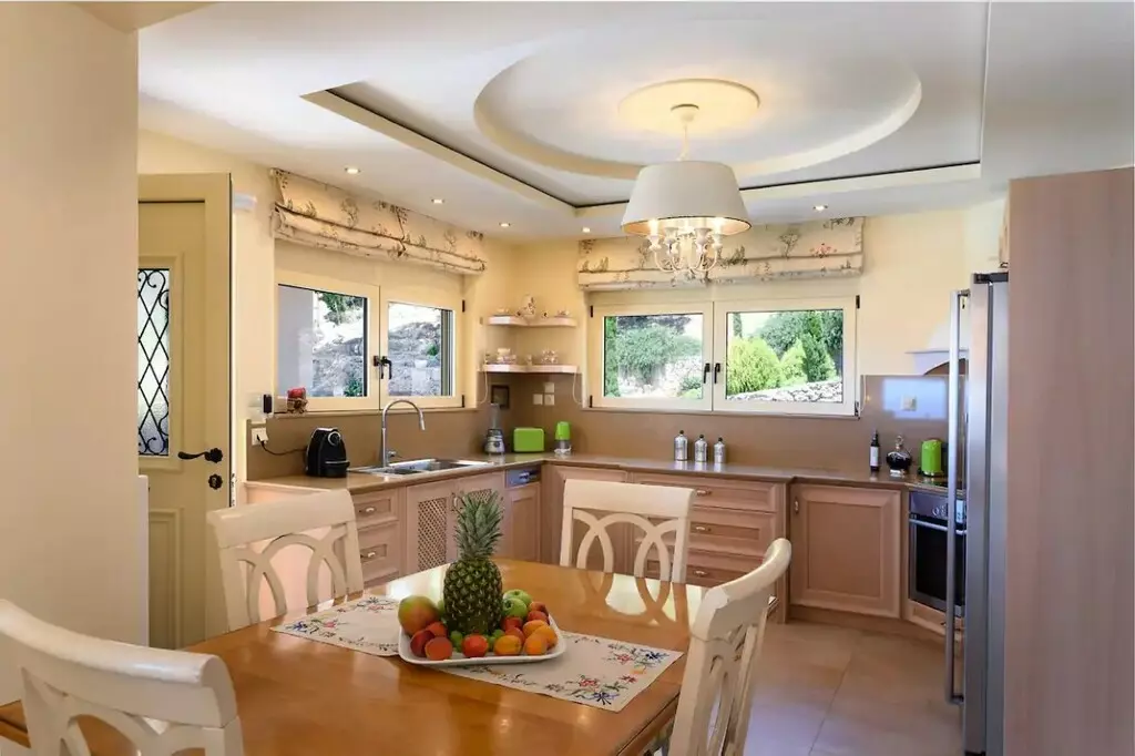For Sale Villa 340 M² In Crete