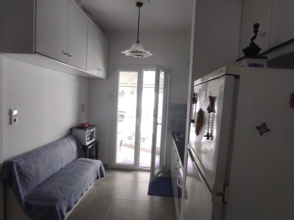 1-bedroom Flat In Alimos, Greece (80 M²)