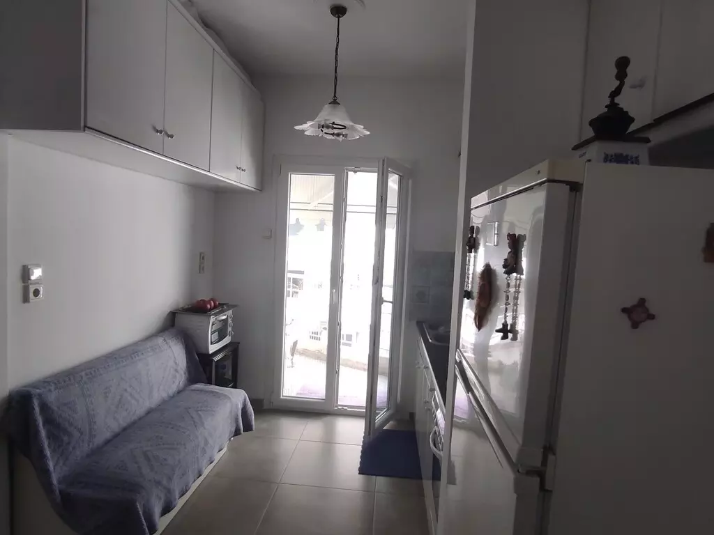 1-bedroom Flat In Alimos, Greece (80 M²)