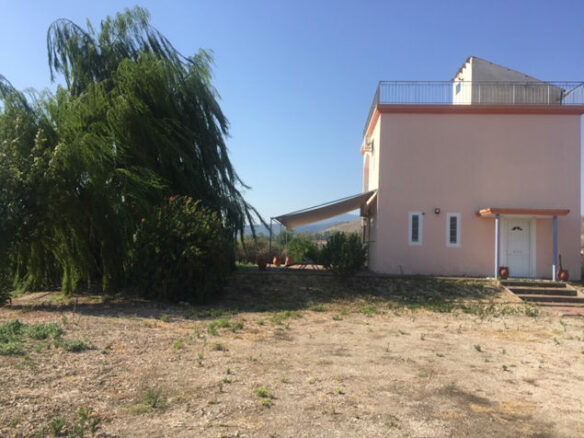 3-bedroom Detached House In Lerna, Greece (98 M²)