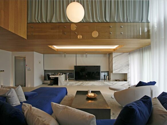 For Sale Maisonette 370 M² In Athens