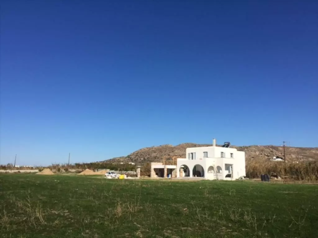 For Sale Business 310 M² In Cyclades