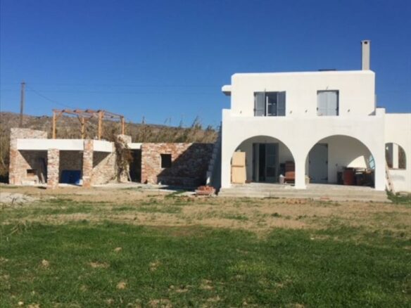 Business In Greece (310 M²)