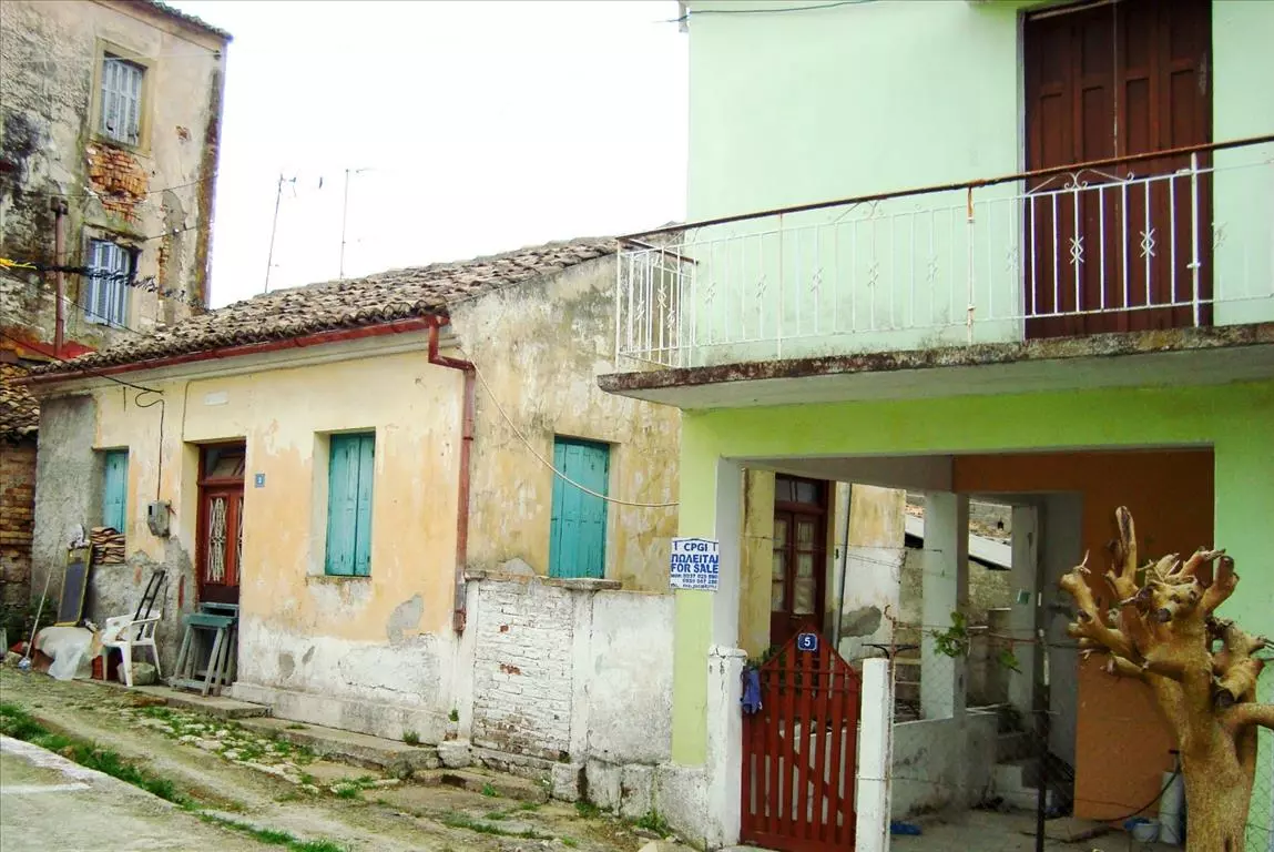 For Sale Detached House 215 M² In Corfu