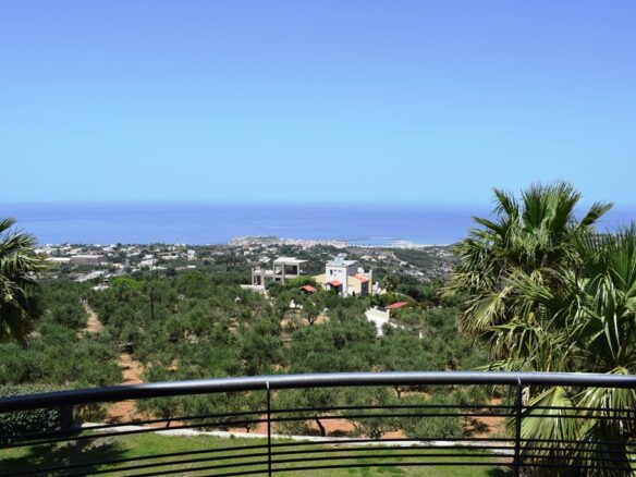 For Sale Villa 470 M² In Crete
