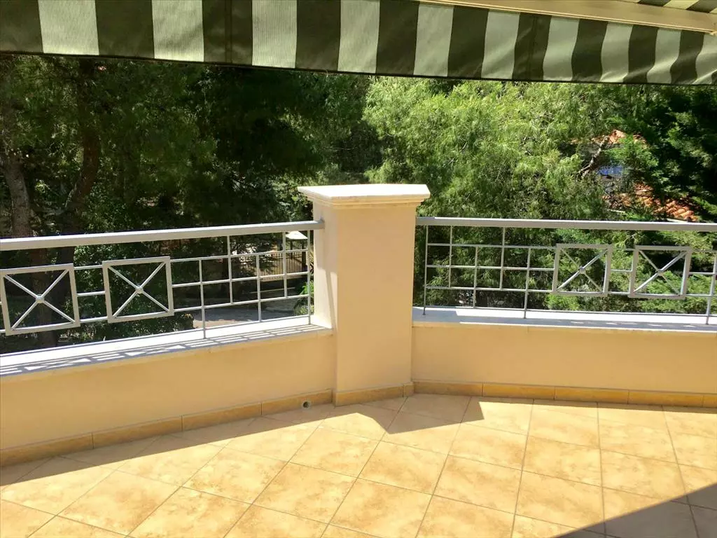 For Sale Detached House 430 M² In Athens