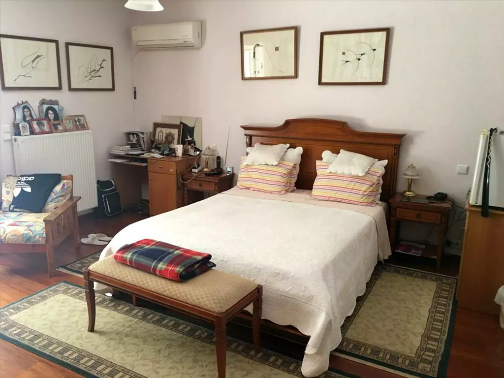 For Sale Detached House 430 M² In Athens