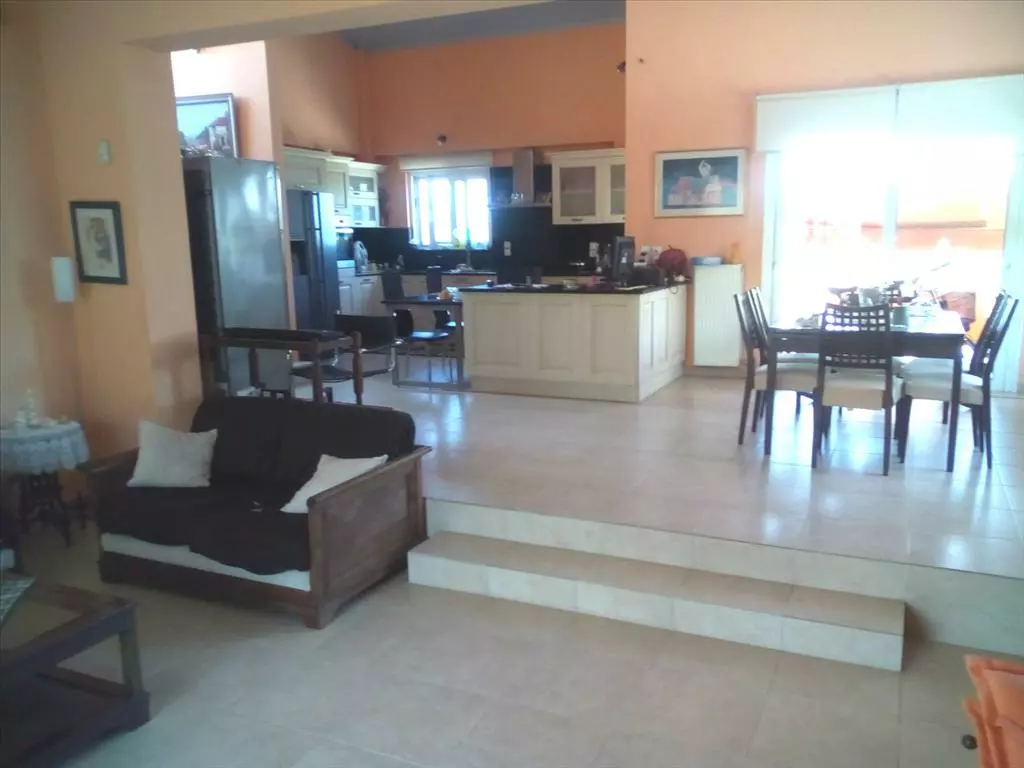For Sale Detached House 160 M² In Eastern Peloponnese