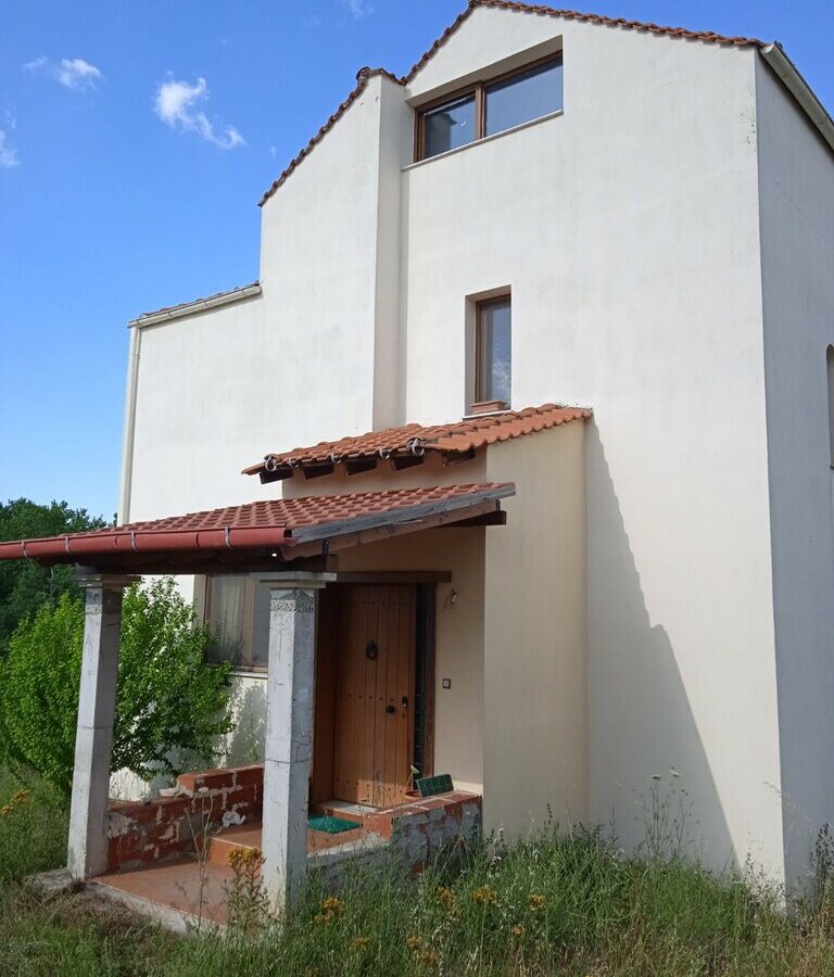 For Sale Detached House 300 M² In The Suburbs Of Thessaloniki